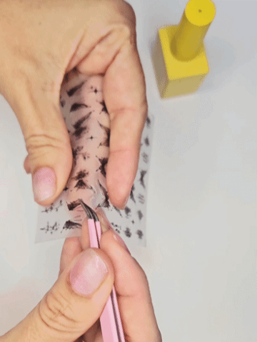 Pointy Nail Art Tweezers