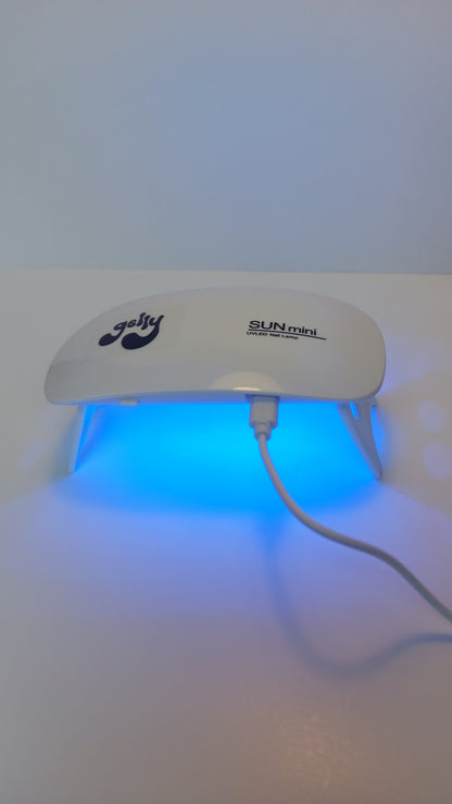 Mini, portable USB UV lamp